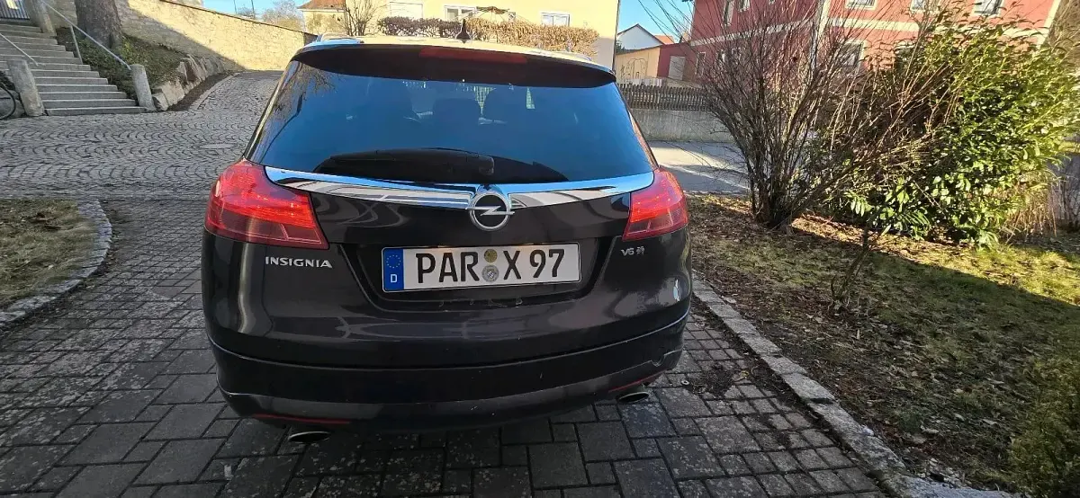 Brugt Opel Insignia OPC 260 HK (191 kW) 2011 Brun Stationcar