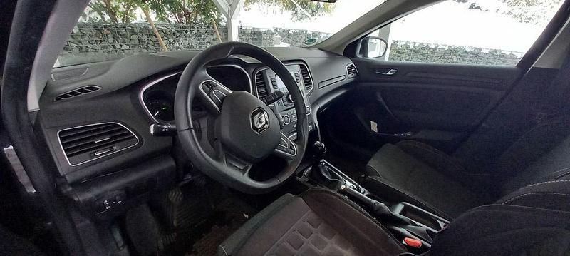 Gebraucht Renault Mégane IV LIMITED 116 PS (85 kW) 2019 Schwarz Limousine