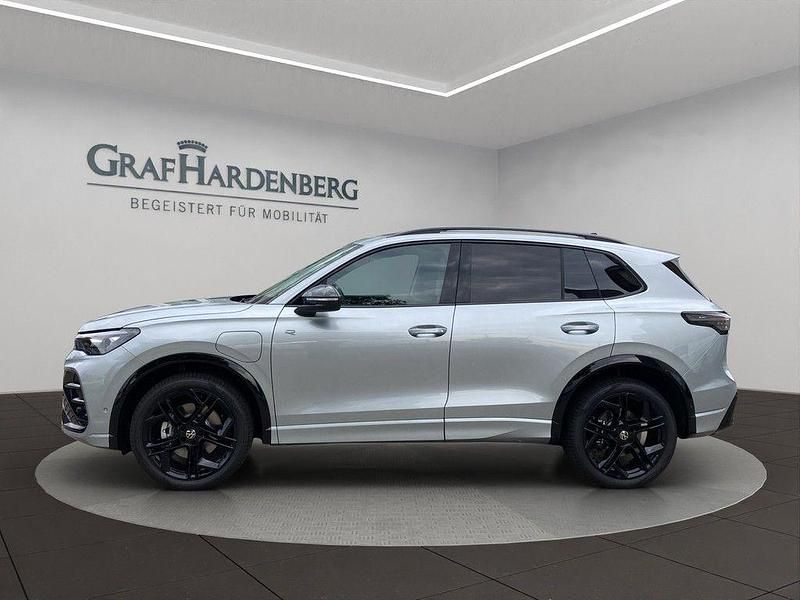 Gebraucht VW Tiguan Pro 177 PS (130 kW) 2025 Silber SUV