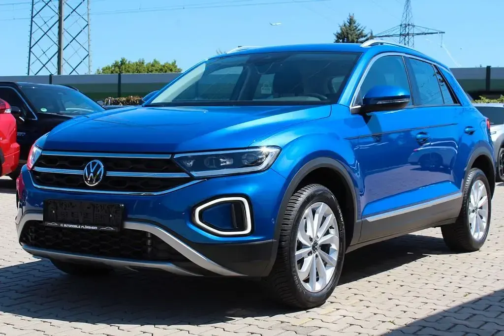 Gebraucht VW T-Roc Style 150 PS (110 kW) 2024 Blau SUV