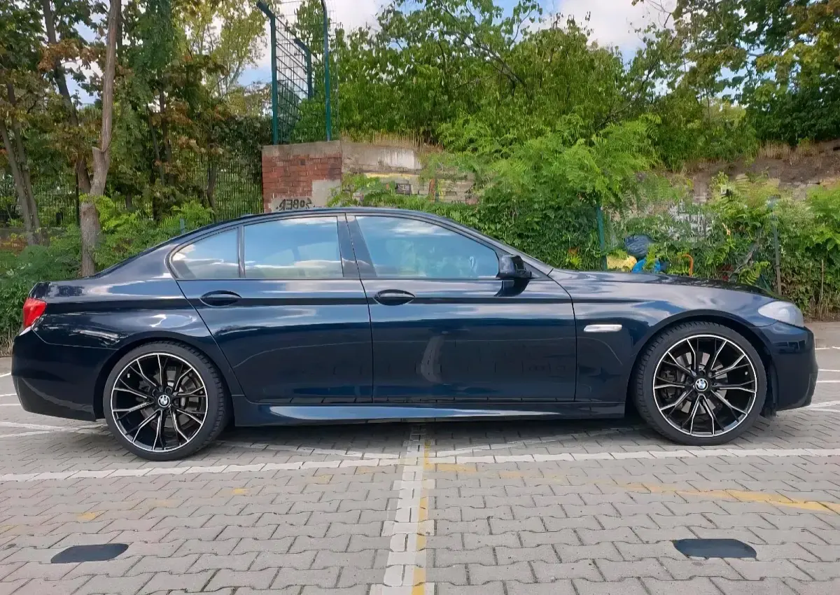 Gebraucht BMW 528 M Sport 245 PS (180 kW) 2012 Schwarz Limousine