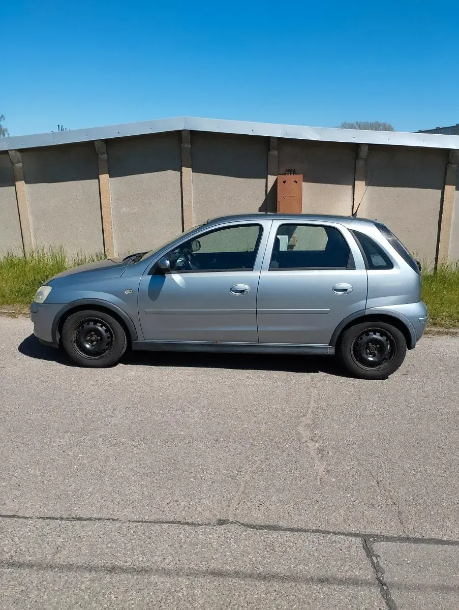 Gebraucht Opel Corsa 80 PS (58 kW) 2005 Grau Kleinwagen