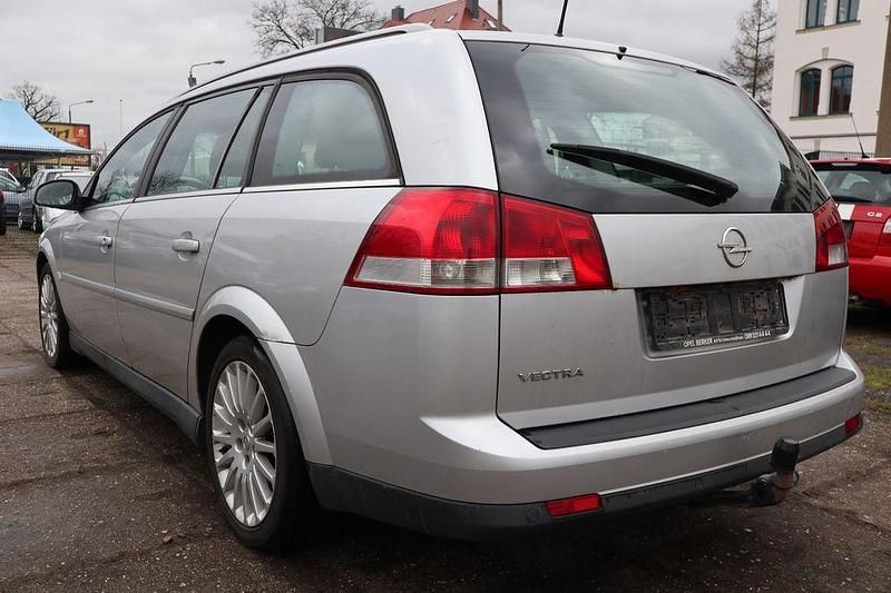 Gebraucht Opel Vectra 211 PS (155 kW) 2004 Silber Limousine