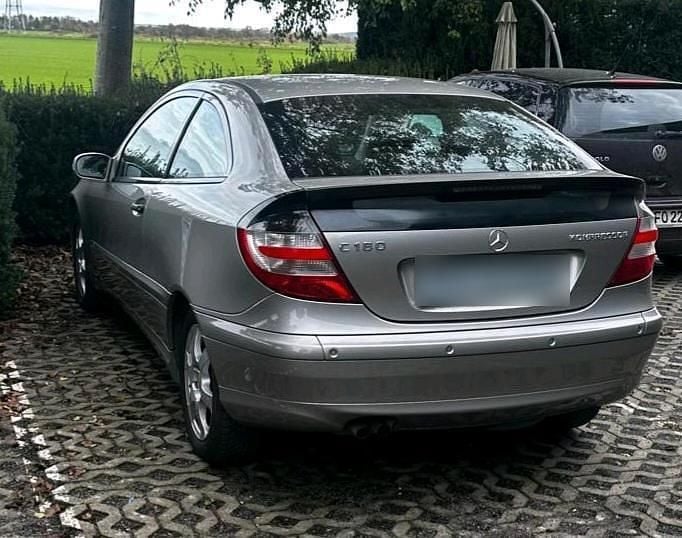 Gebraucht Mercedes C180 143 PS (105 kW) 2006 Grau Coupé