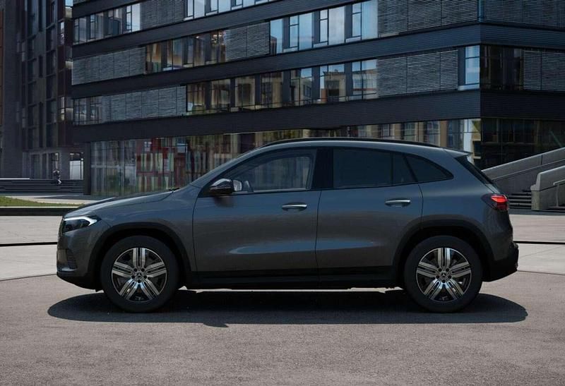 Gebraucht Mercedes EQA250+ Night 139 kW (190 PS) 2025 Grau metalliclack mountaingra SUV
