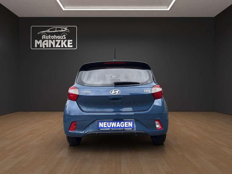 Neu Hyundai i10 Comfort 63 PS (46 kW) 2026 Vibrant blue / mic Kleinwagen