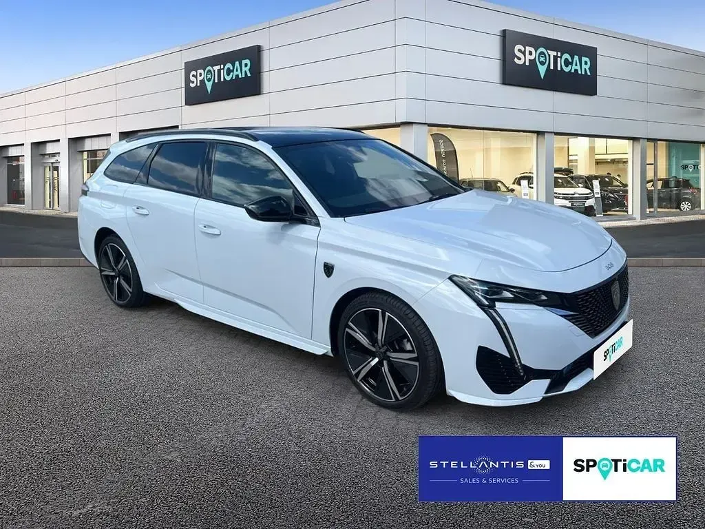 Gebraucht Peugeot 308 SW GT 131 PS (96 kW) 2024 Weiß Kombi