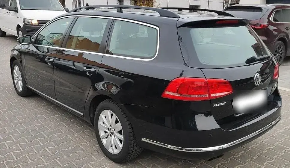 Gebraucht VW Passat 140 PS (102 kW) 2012 Schwarz Kombi