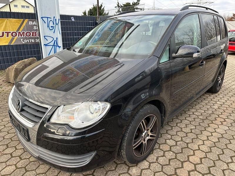 Schwarz Gebraucht 2008 VW Touran United Van / Kleinbus | 3.999 € (Guter Preis) - Bild 1/4