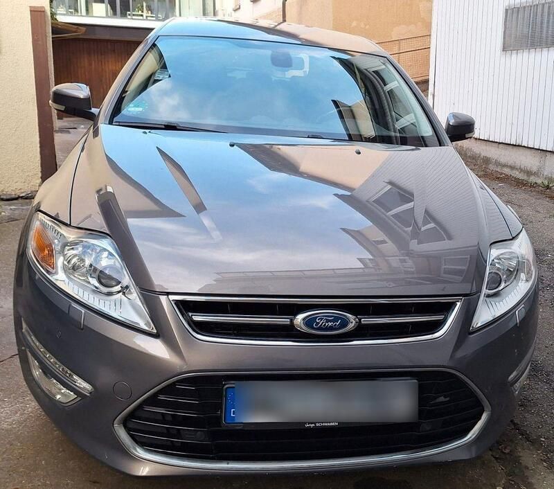 Silber Gebraucht 2013 Ford Mondeo Titanium Kombi | 8.900 € (Superpreis) - Bild 1/4