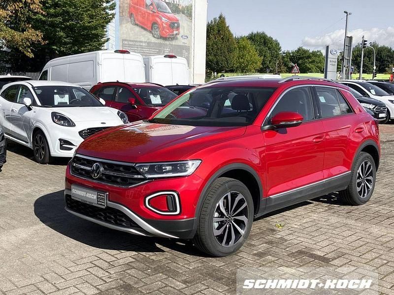 Gebraucht VW T-Roc Style 150 PS (110 kW) 2024 Rot SUV