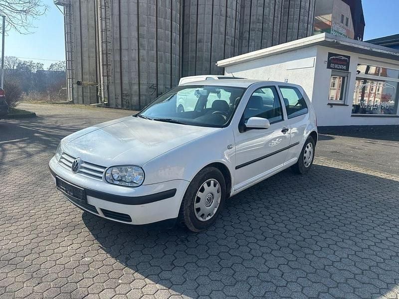 Gebraucht VW Golf III 75 PS (55 kW) 1999 Weiß Kleinwagen