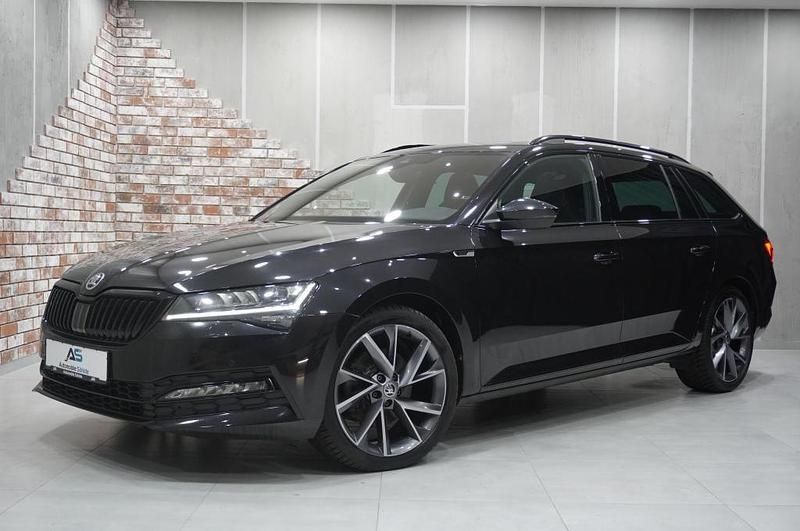 Black magic perleffekt Gebraucht 2021 Skoda Superb SportLine Limousine | 29.690 € (Fairer Preis) - Bild 1/4