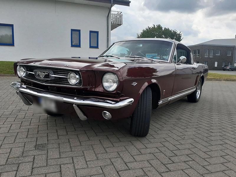 Gebraucht Ford V8 Fastback 200 PS (147 kW) 1966 Rot