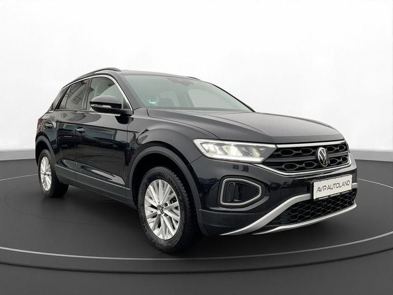 Gebraucht VW T-Roc Life 116 PS (85 kW) 2024 Deep black perleffekt SUV
