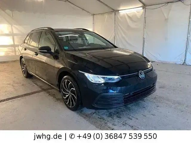 Gebraucht VW Golf VIII Life 150 PS (110 kW) 2023 Schwarz Kombi