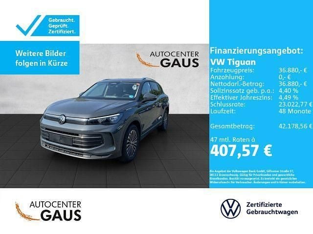 Grau Gebraucht 2024 VW Tiguan Life SUV | 36.880 € (Teuer) - Bild 1/4