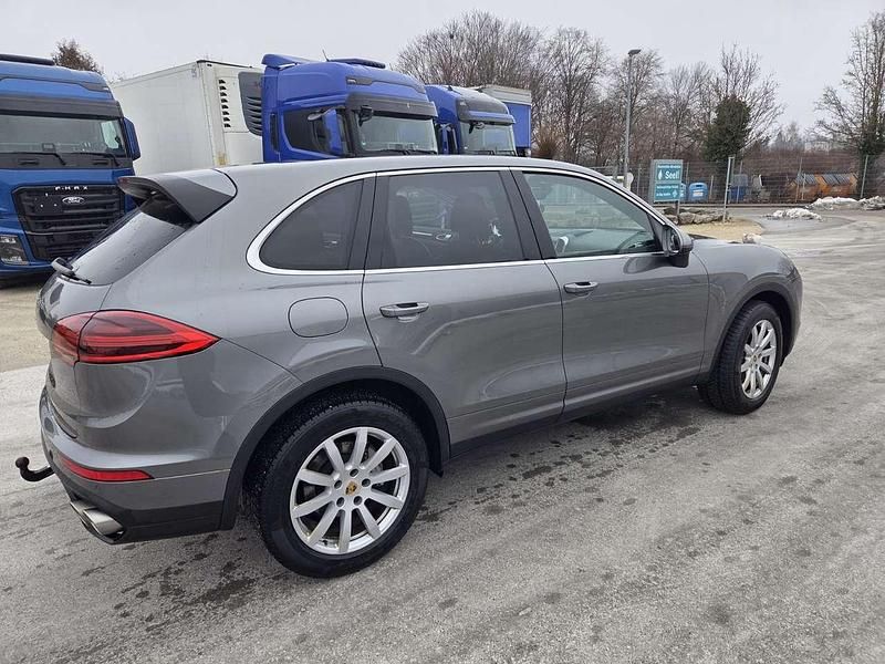 Gebraucht Porsche Cayenne 385 PS (283 kW) 2015 SUV