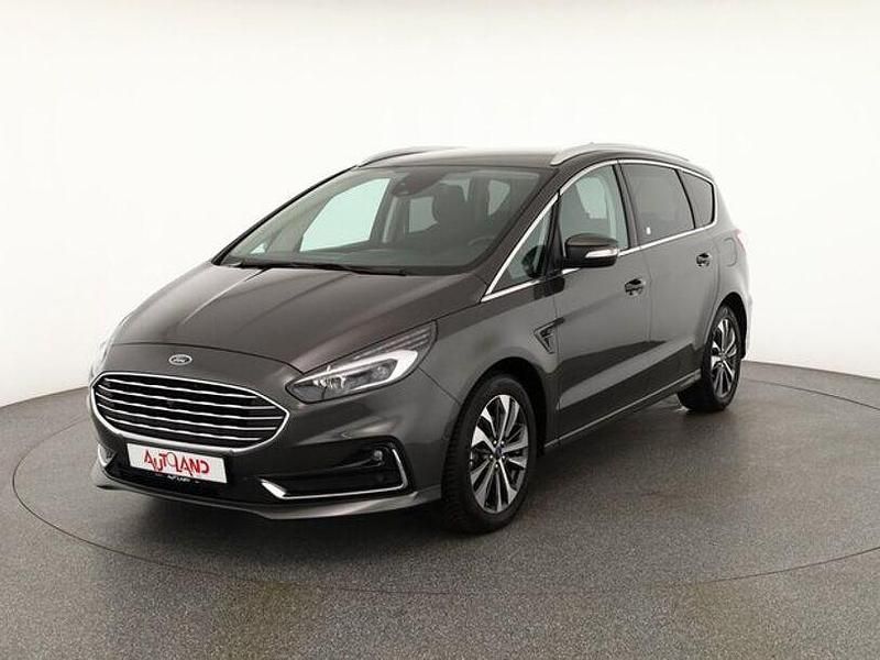 Grau Gebraucht 2019 Ford S-MAX Titanium Van / Kleinbus | 26.950 € (Teuer) - Bild 1/4