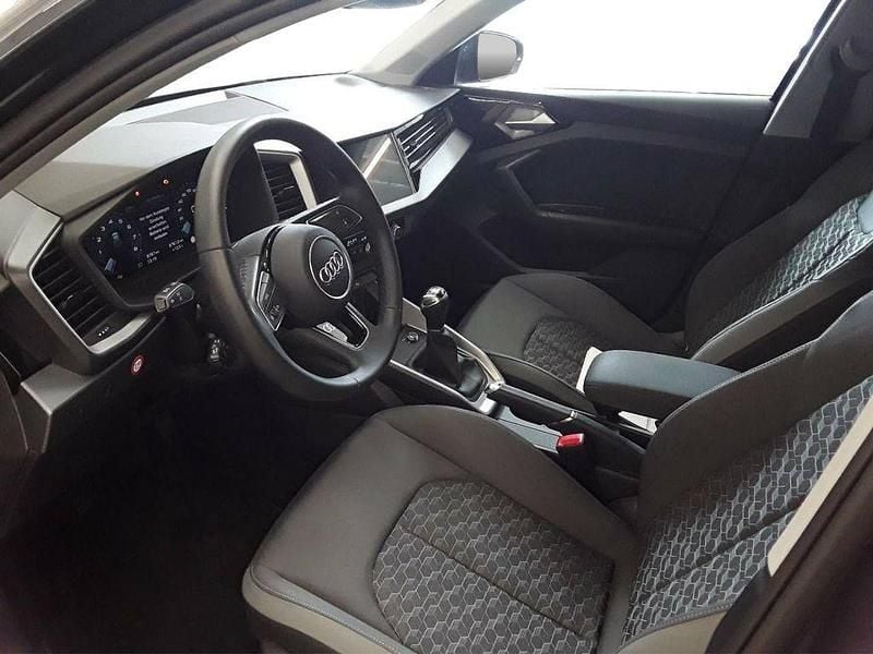Gebraucht Audi A1 Sportback Advanced 116 PS (85 kW) 2025 Manhattangrau metallic Kleinwagen