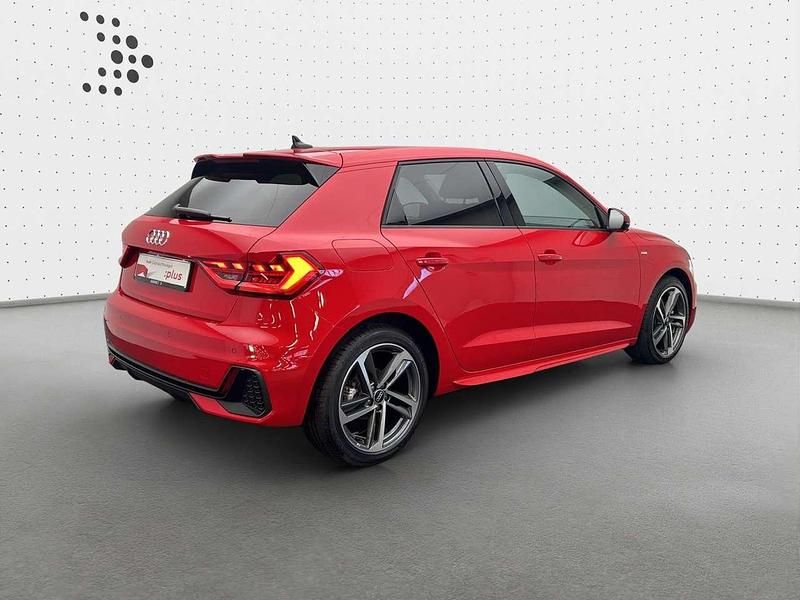 Gebraucht Audi A1 S-Line 116 PS (85 kW) 2025 Progressivrot metallic Limousine