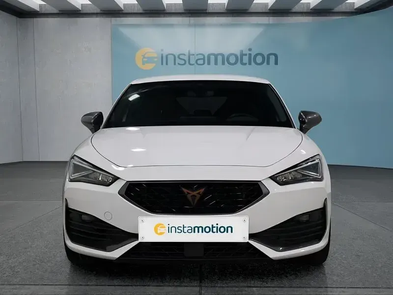 Gebraucht Cupra Leon 300 PS (220 kW) 2024 Weiß Kleinwagen