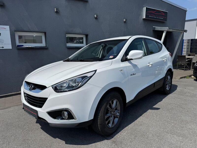 Weiß Gebraucht 2015 Hyundai ix35 Finale SUV | 9.490 € (Fairer Preis) - Bild 1/4