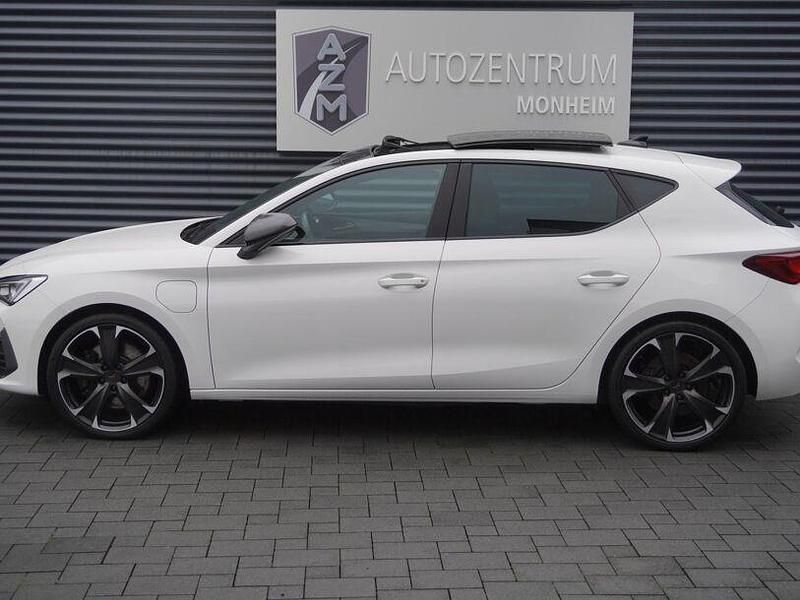 Gebraucht Cupra Leon VZ 245 PS (180 kW) 2022 "candy" weiss Limousine