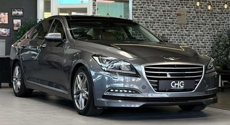 Grau Gebraucht 2014 Hyundai Genesis Limousine | 19.990 € (Teuer) - Bild 1/4
