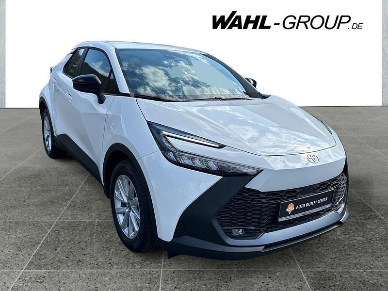 Gebraucht Toyota C-HR Active 140 PS (102 kW) 2026 Weiß SUV