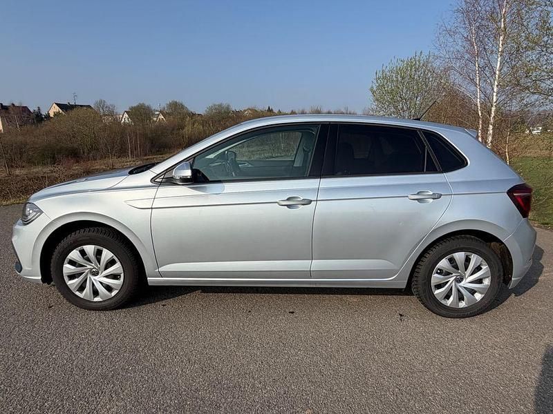 Gebraucht VW Polo Style 95 PS (69 kW) 2025 Silber Kleinwagen