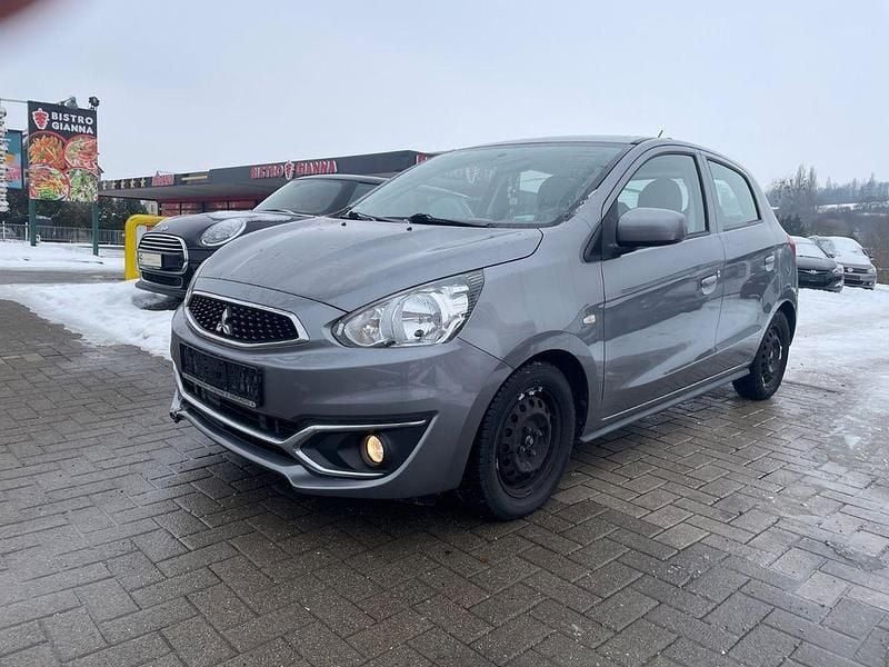 Silber Gebraucht 2017 Mitsubishi Space Star Edition Kleinwagen | 3.699 € (Superpreis) - Bild 1/4