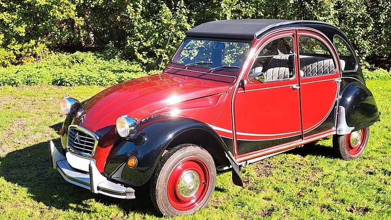 Rot Gebraucht 1984 Citroën 2CV Limousine | 12.500 € - Bild 1/4