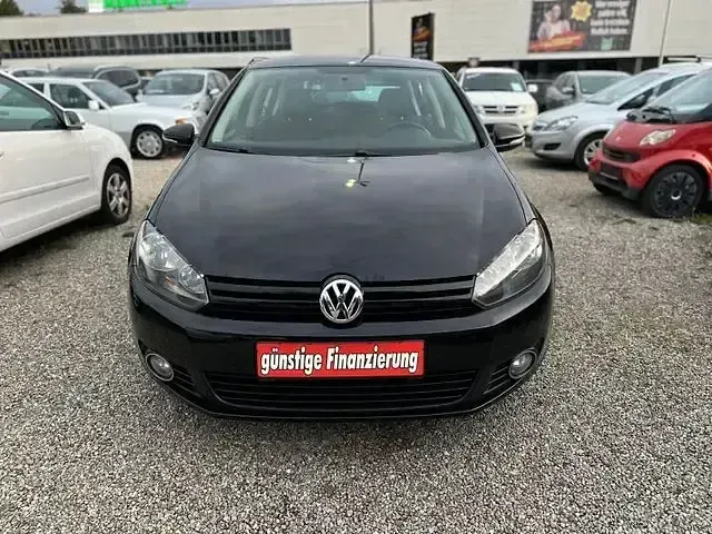 Second-hand VW Golf VII Trendline 86 CP (63 kW) 2012 Negru Berlinǎ