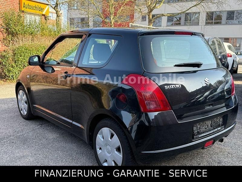 Gebraucht Suzuki Swift 92 PS (67 kW) 2007 Schwarz Kleinwagen