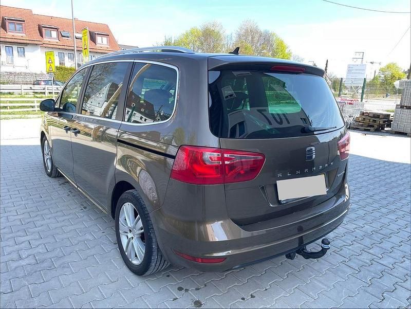 Gebraucht Seat Alhambra Style 170 PS (125 kW) 2011 Braun Van / Kleinbus