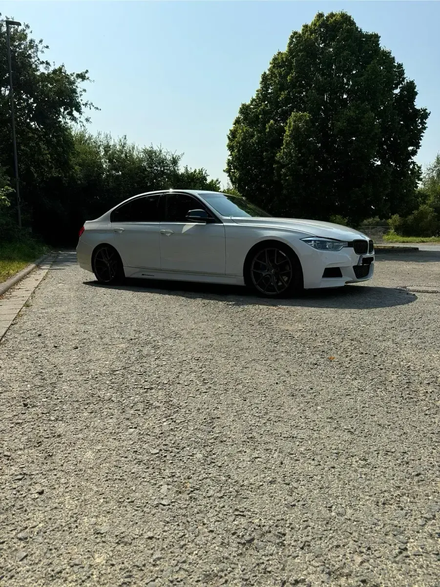 Gebraucht BMW 335 306 PS (225 kW) 2015 Weiß Limousine