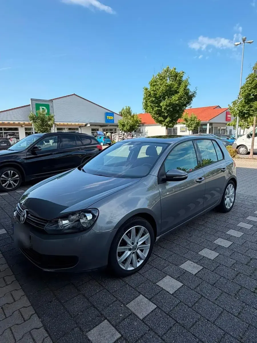 Gebraucht VW Golf VI 80 PS (58 kW) 2009 Grau Limousine