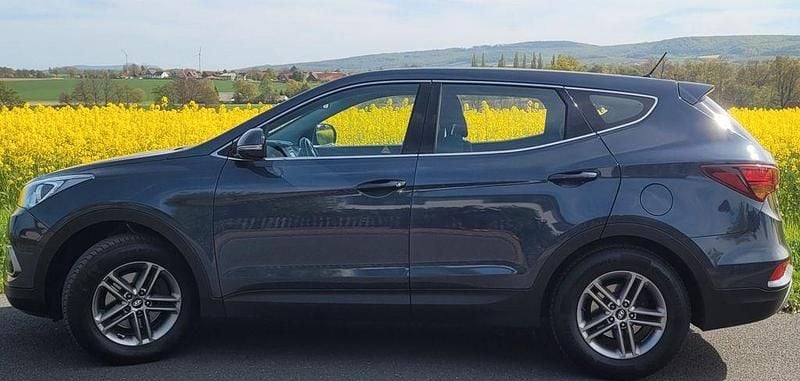 Gebraucht Hyundai Santa Fe Trend 188 PS (138 kW) 2018 Blau SUV