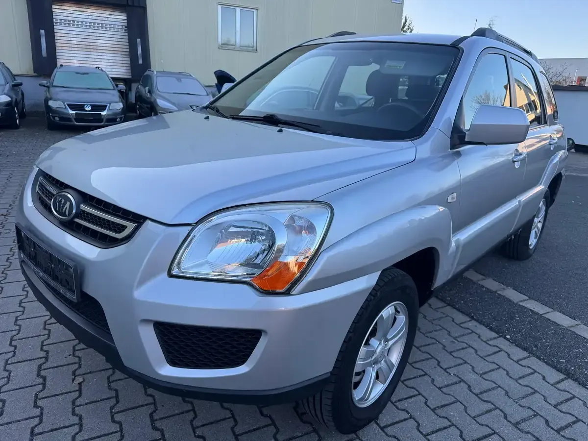 Gebraucht Kia Sportage 145 PS (106 kW) 2012 Silber SUV