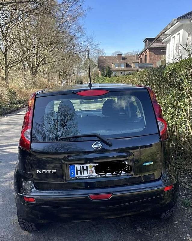 Gebraucht Nissan Note Acenta 88 PS (64 kW) 2010 Schwarz Kleinwagen