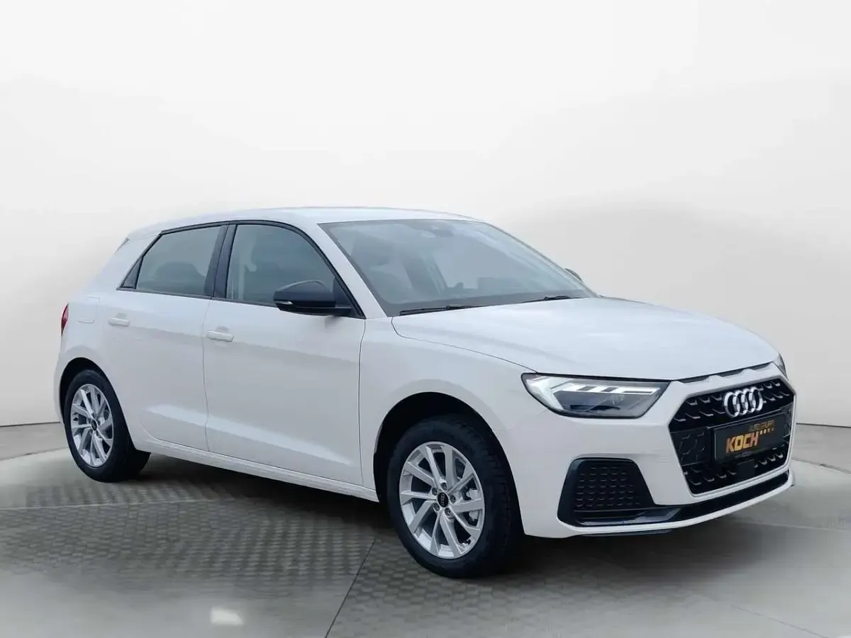 Neu Audi A1 Advanced 116 PS (85 kW) 2025 Cortinaweiß SUV
