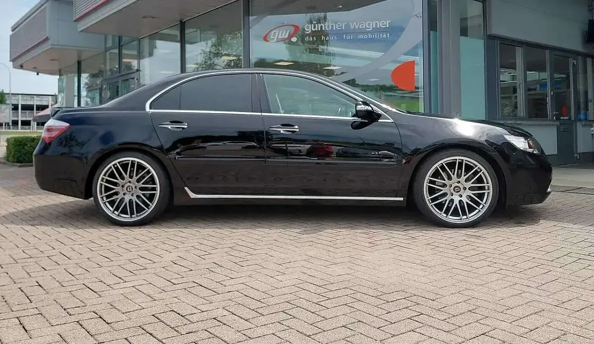 Gebraucht Honda Legend 295 PS (216 kW) 2011 Crystal black p. Limousine
