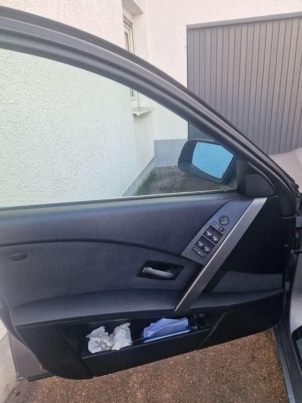 Gebraucht BMW 520 170 PS (125 kW) 2004 Limousine