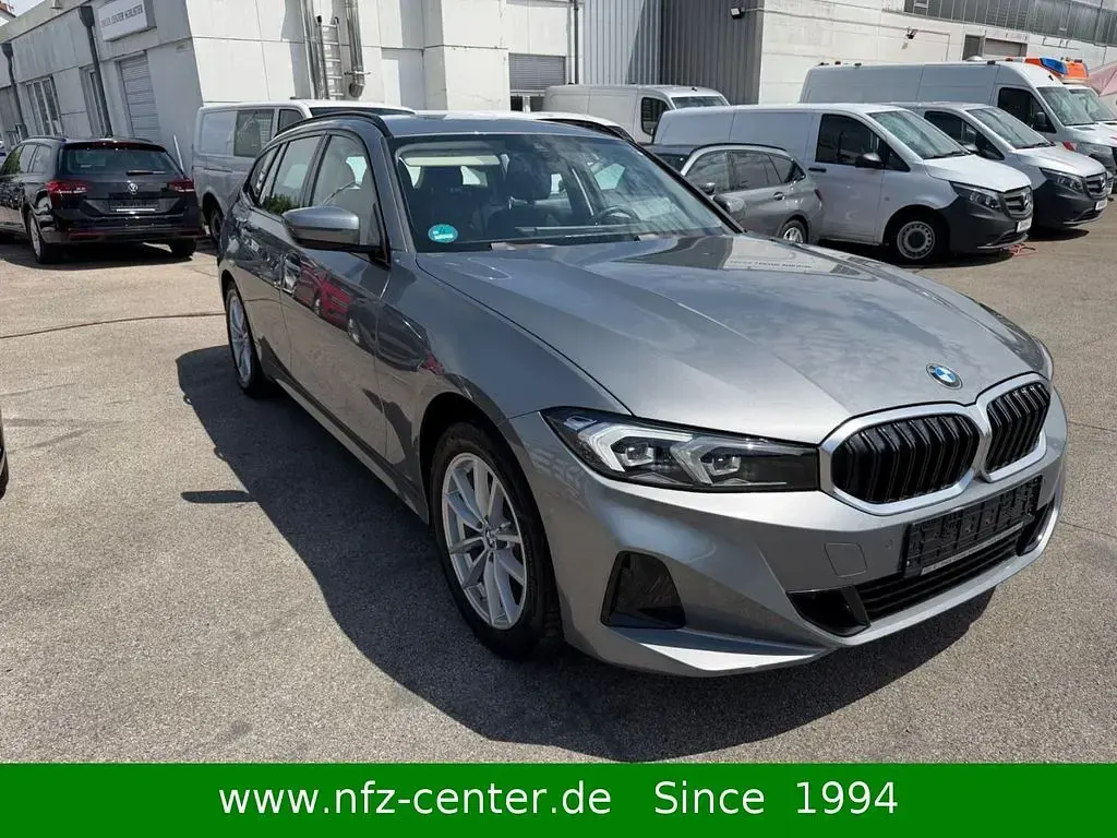 Gebraucht BMW 320 Shadowline 190 PS (139 kW) 2024 Grau Limousine