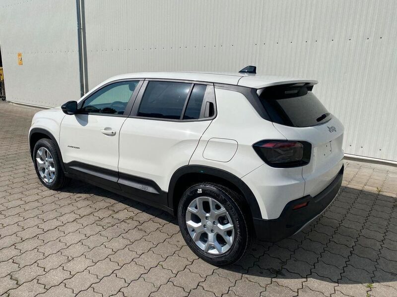 Neu Jeep Avenger Altitude 101 PS (74 kW) 2025 Weiß SUV