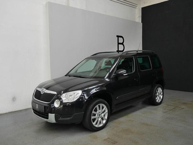 Schwarz Gebraucht 2010 Skoda Yeti Plus Edition SUV | 9.990 € (Etwas zu teuer) - Bild 1/4