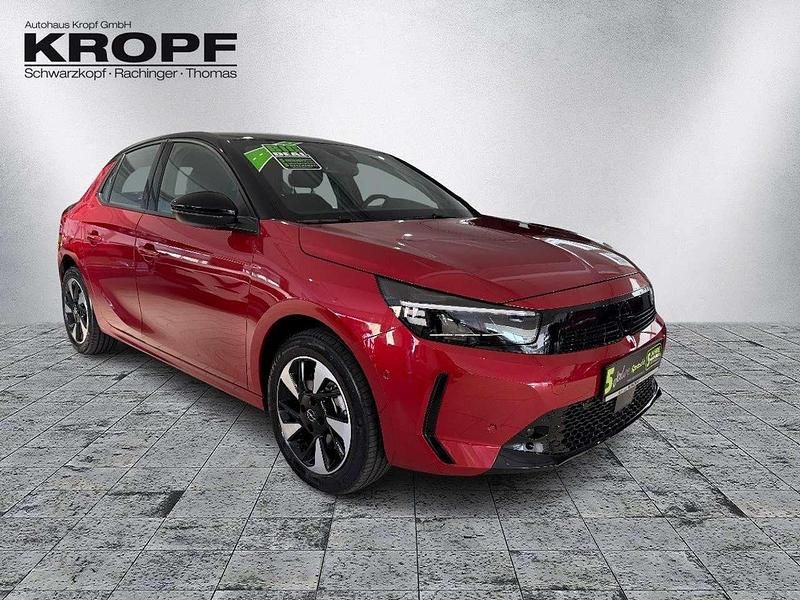Gebraucht Opel Corsa-e 100 kW (136 PS) 2023 Lackierung peperoncino red/typ Kleinwagen