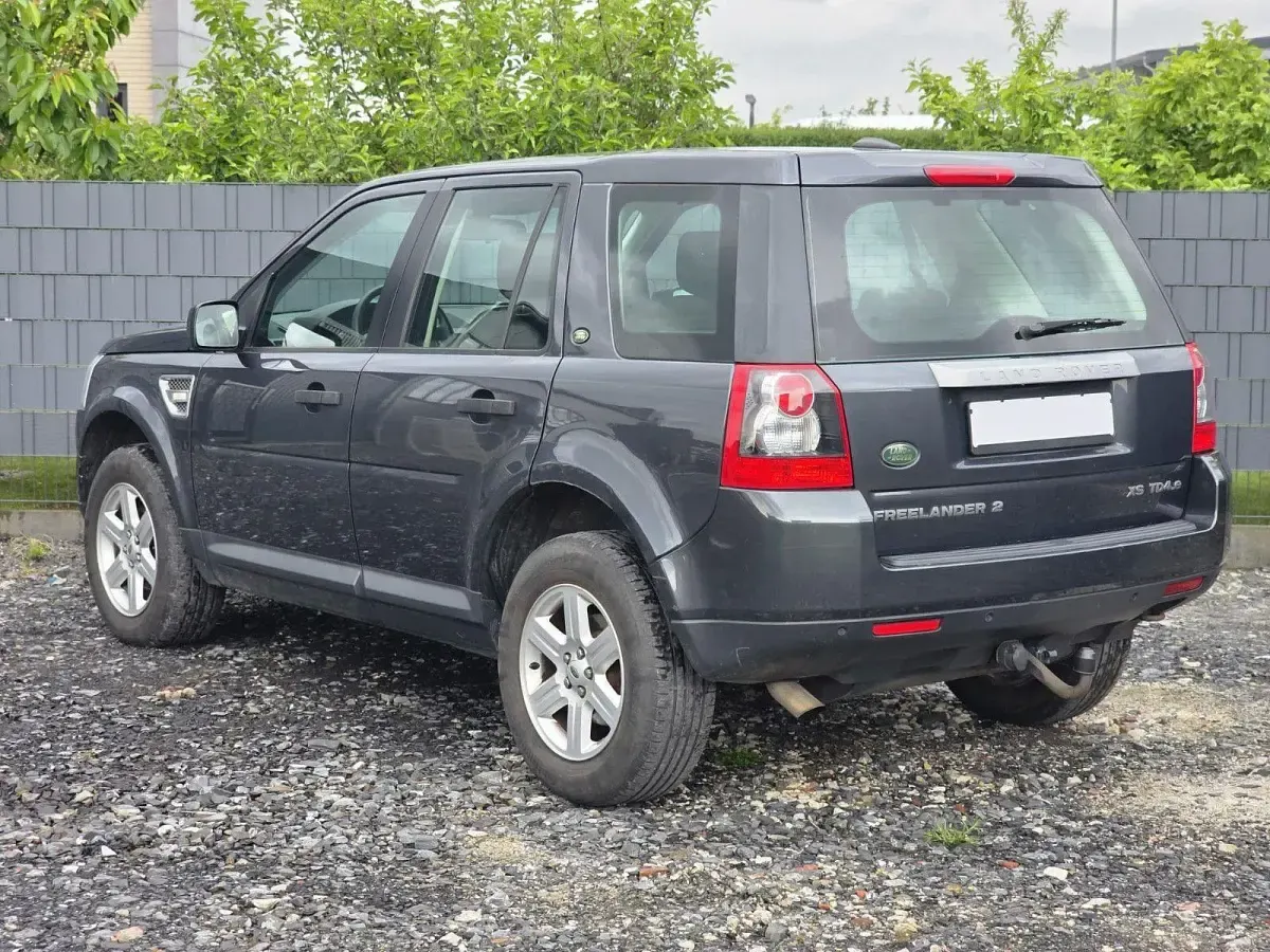 Gebraucht Land Rover Freelander 2 152 PS (111 kW) 2010 Grau SUV