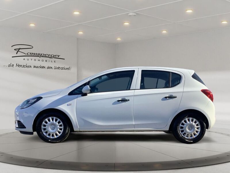 Gebraucht Opel Corsa Selection 69 PS (50 kW) 2016 Weiß (schneeweiss) Limousine